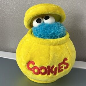 Sesame Street Cookie Monster Plush Puppet in Cookie Jar 2019